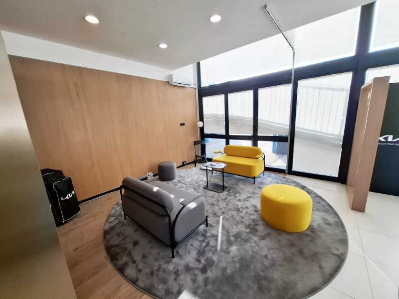 la-sede-di-k4-automobili-novara